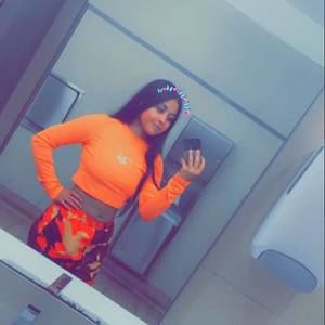 Meet your Posher, Danielle